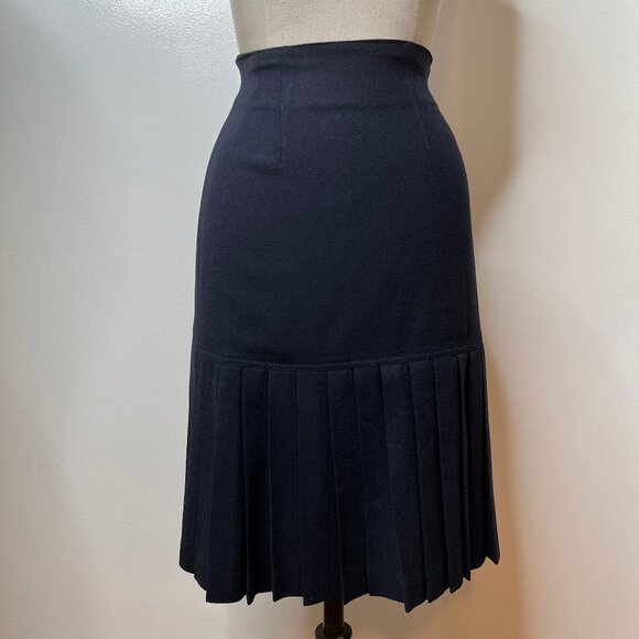 CHRISTIAN DIOR PLEATED SKIRT, NAVY WOOL, SIZE 8, PLEATED BOTTOM, CB ZIPPER w/tab - Picture 1 of 8